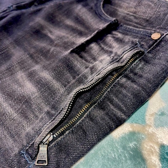 🇮🇹 Neil Barrett Slim Fit Denim 🇮🇹 - Picture 3 of 10